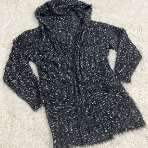EXPRESS | Fuzzy eyelash hooded cardigan small - Picture 2 of 10